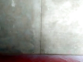 Being alone and naked at work, seeking more daring clients for some exhibitionism.