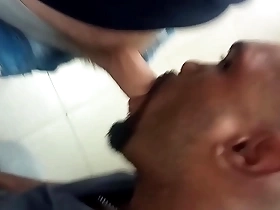 Married man has bathroom tryst with black guy