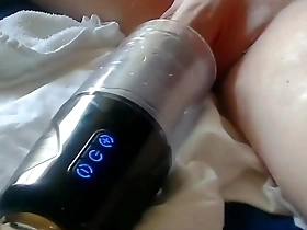 Gay amateur’s fetish-filled solo scene with sex toys and a hot finish.